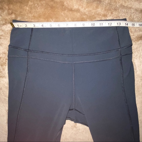 Lululemon pushing limits leggings - Picture 4 of 12